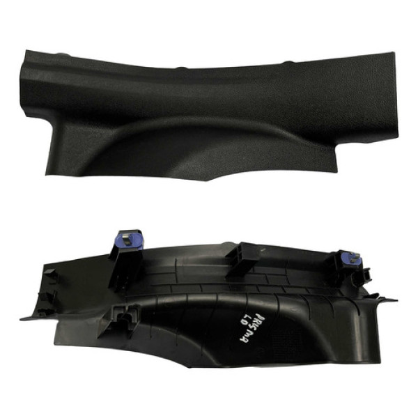 Soleira Dianteira Direita Chevrolet Onix 2017/19  Preto