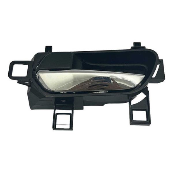 Maçaneta Interna Esquerda Nissan Kicks 2019 Cromado Dianteira