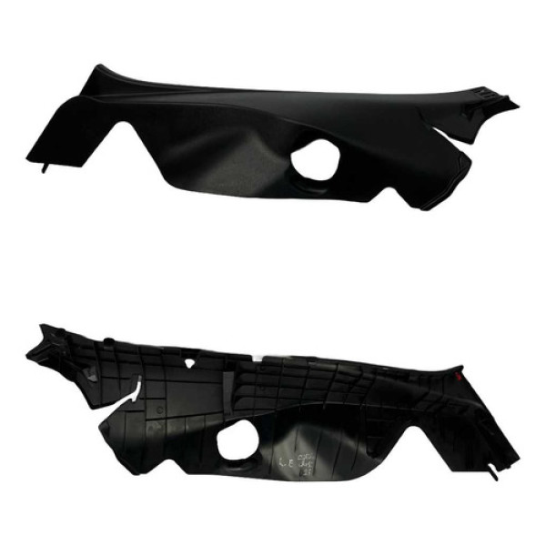 Soleira Porta Traseira Esquerda Toyota Corolla Cross 2022 