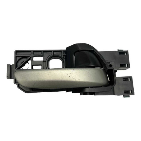 Maçaneta Interna Dianteira Direita Honda Wrv 2019 Detalhe Prata Dianteira