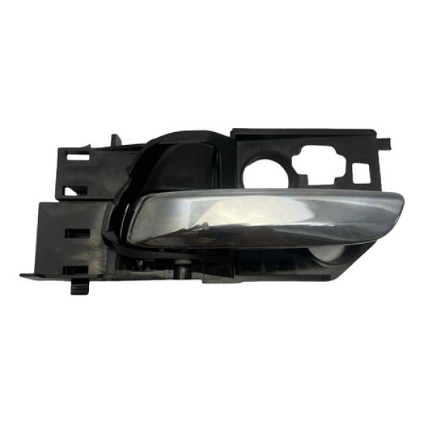 Maçaneta Interna Traseira Esquerda Hrv 2017 2022 Detalhe Preto Traseira