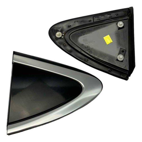 Acabamento Externo Porta Traseira Esquerda Cruze 1.4 17 23 