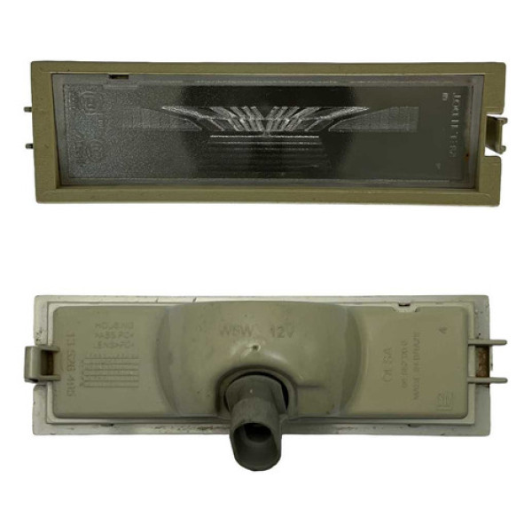 Luz Placa Chevrolet Onix Prisma 2013 2014 2015 2016 04662000