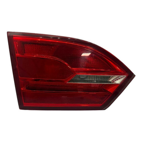 Lanterna Tampa Traseira Esquerda Volkswagen Jetta 2013 2014 Vermelho Esquerdo/motorista
