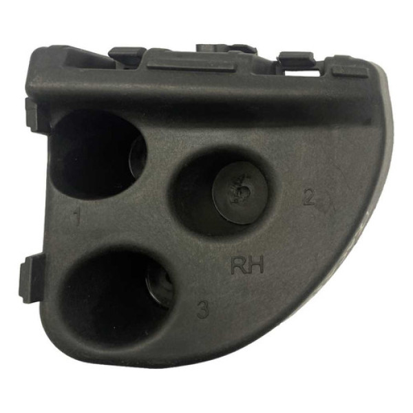 Suporte Lanterna Traseira Direita Chevrolet Tracker 2014