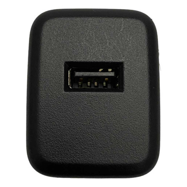 Tomada Entrada Usb Chevrolet Tracker 2021 2022 13536589