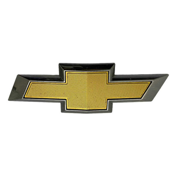 Emblema Grade Frontal Chevrolet Tracker 1.0 Lt Turbo 2021 Dourado