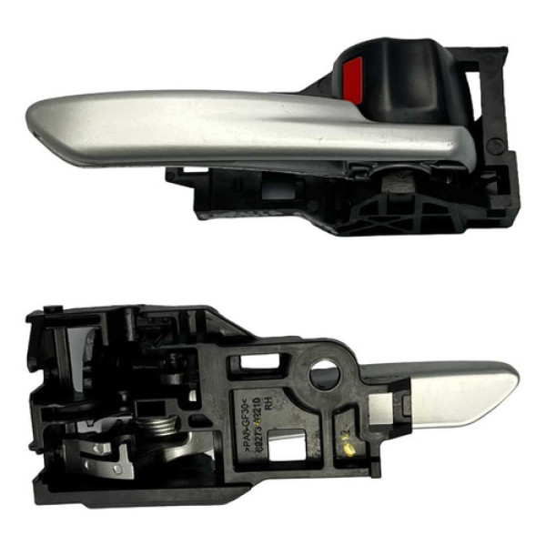 Maçaneta Interna Traseira Direita Toyota Corolla Cross 2023 Traseira