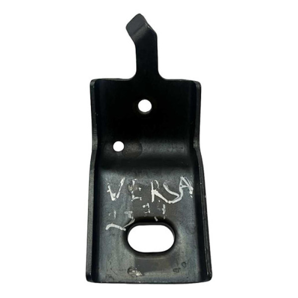 Suporte Reservatório Água Nissan Versa Sense 2024 2025