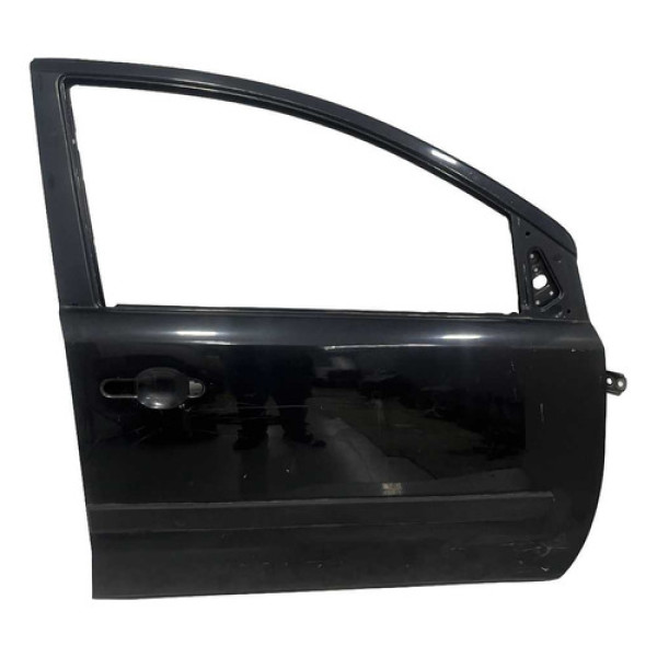 Porta Dianteira Direita Nissan Livina 2009 2015  Detalhe Dianteira Direita Preto