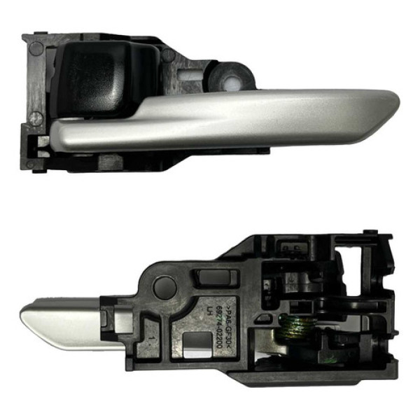 Maçaneta Interna Esquerda Toyota Corolla Altis Hybrid 21 23  Dianteira/traseira