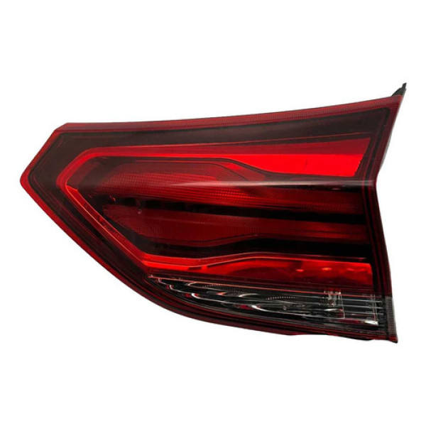 Lanterna Mala Direita Tracker 2021 2022 Detalhe Direito/passageiro Vermelha