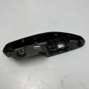 Moldura Botão Vidro Traseiro Esquerdo Spin 2013/15 52020796