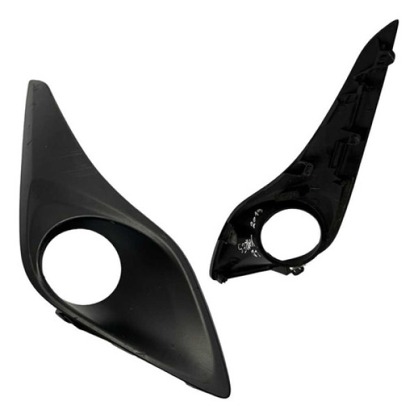 Moldura Farol Milha Direito Toyota Yaris 2018 21 521270d820 Preto