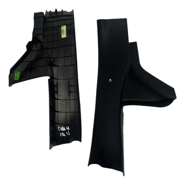 Soleira Porta Traseira Direita Toyota Corolla Cross 2023 