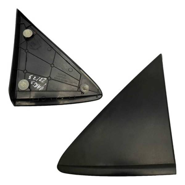 Acabamento Porta Traseira Direita Toyota Yaris 2020 