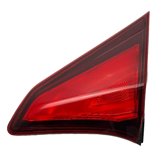 Lanterna Direita Tampa Mala Nissan Kicks 2016 2020 Detalhe Direito/passageiro Vermelho