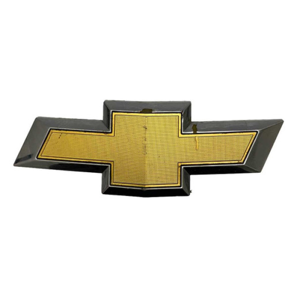 Emblema Grade Dianteira Radiador Cobalt 2018 Detalhe Dourado