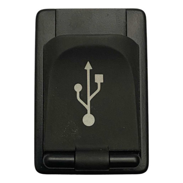 Tomada Usb Aux Console Central Toyota Yaris 2024